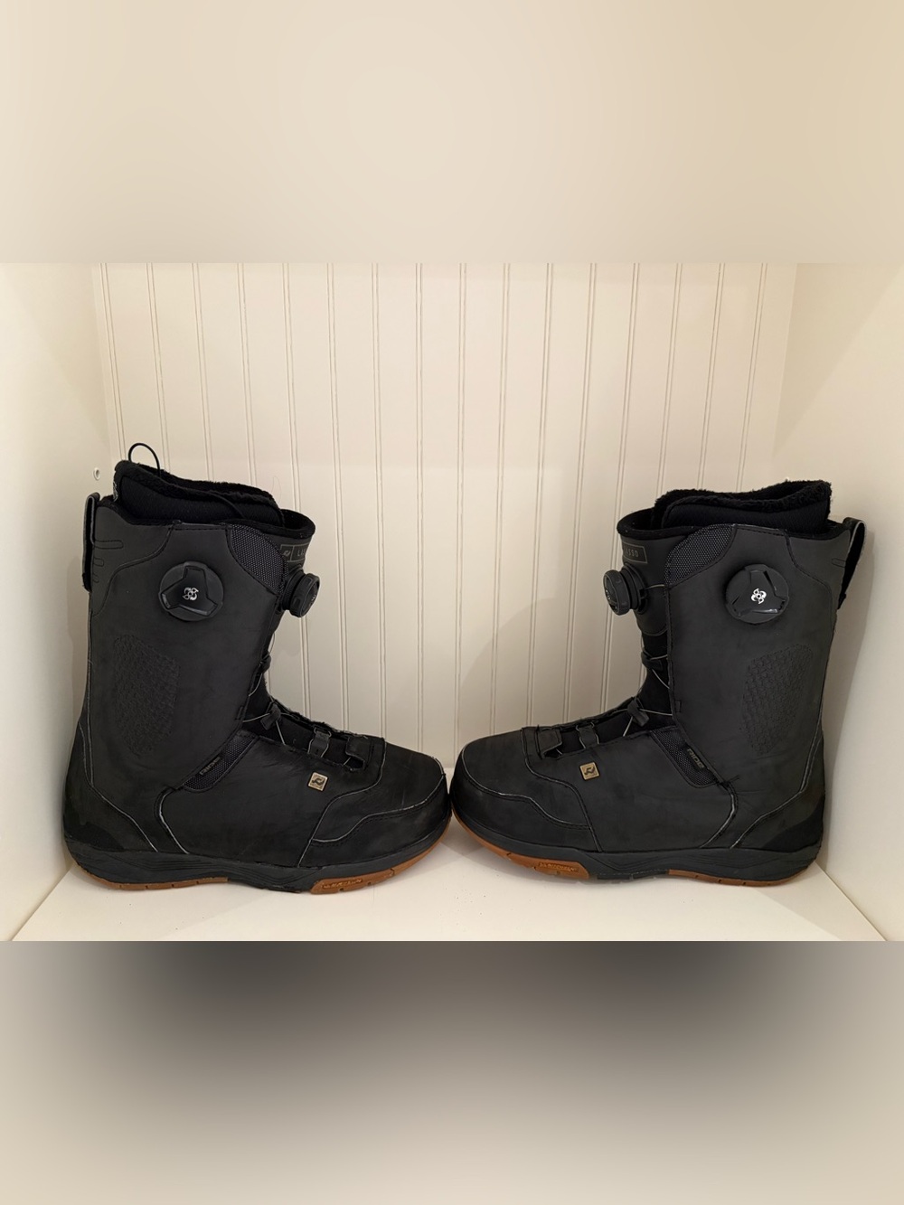 Men 9.5 Ride Lasso Pro Snowboard boot - Picture 2 of 6